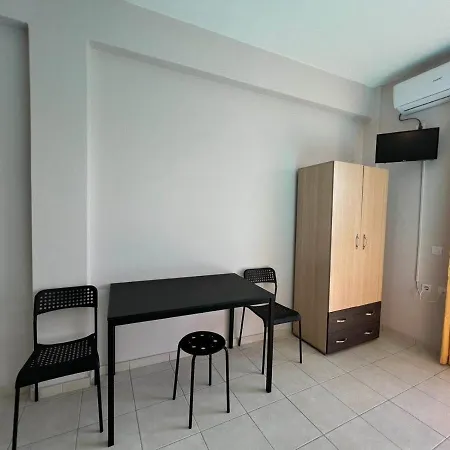 Aparthotel Triton Calcide