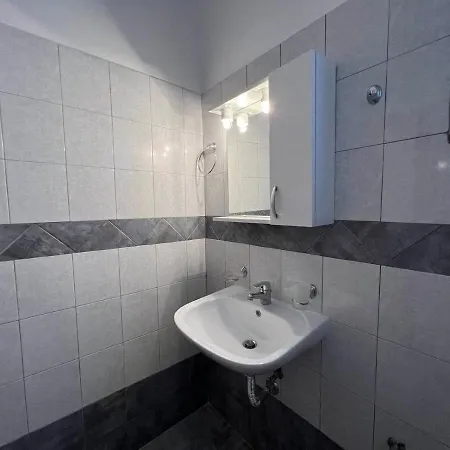 Triton Aparthotel